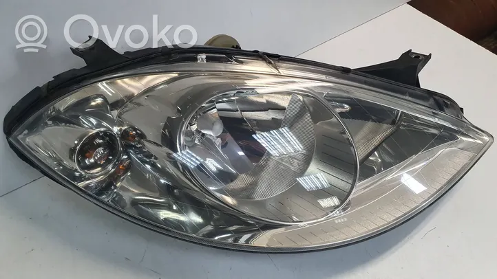 Mercedes-Benz A W169 Lampa przednia 