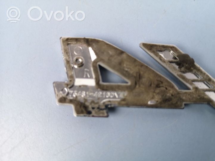 Toyota RAV 4 (XA40) Emblemat / Znaczek tylny / Litery modelu 7543142160