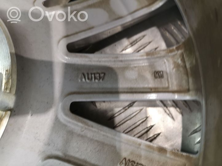 Audi A3 S3 8V Felgi aluminiowe R17 8V0601025CB