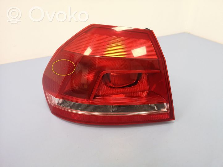 Volkswagen PASSAT B7 Luci posteriori 561945095F