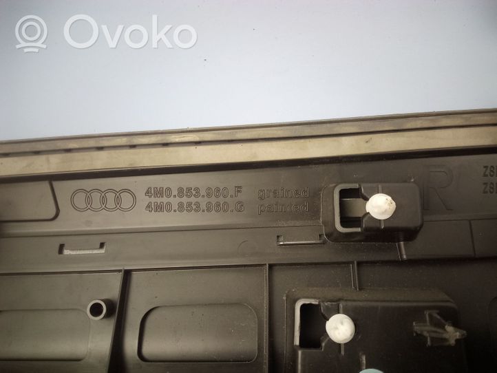 Audi Q7 4M Rivestimento della portiera anteriore (modanatura) 4M0853960F