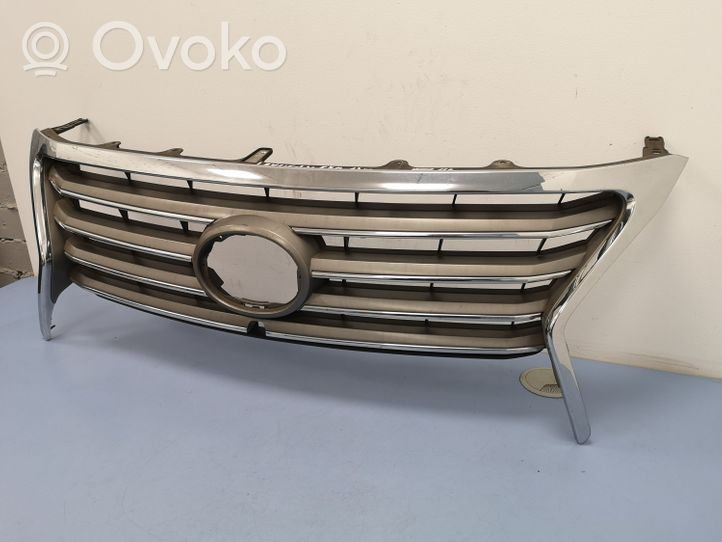 Lexus LX 470 Front bumper upper radiator grill 5311260130