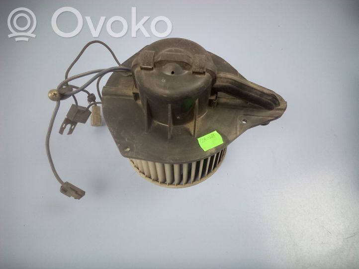Mazda 626 Вентилятор печки, 10.00 € | RRR