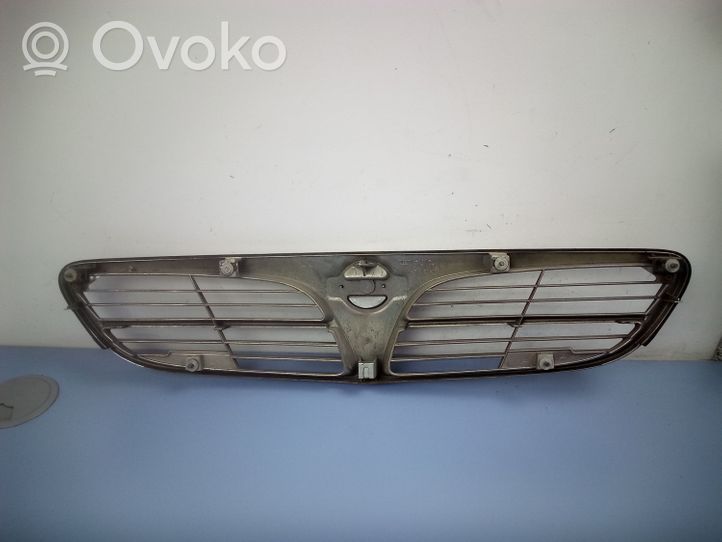 Nissan Maxima Maskownica / Grill / Atrapa górna chłodnicy 623103Y510