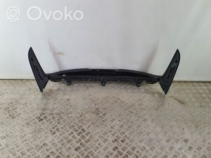 BMW X5 G05 Becquet de lunette arrière 51627451982