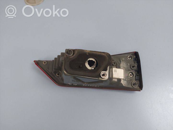 Lexus IS III XE30 Luci posteriori del portellone del bagagliaio 8159053141