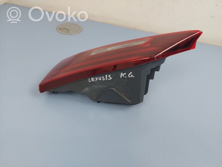 Lexus IS III XE30 Aizmugurējais lukturis pārsegā 8159053141