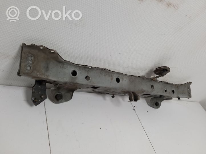 Toyota Yaris Oberteil Schlossträger Frontträger Frontmaske 