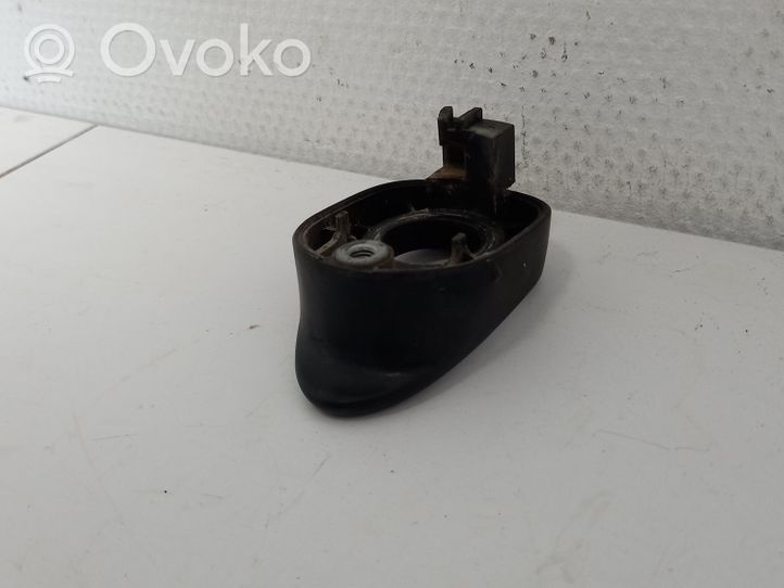 Toyota Yaris Atidarymo rankenėlė galinio dangčio (vidinė) 6921552060