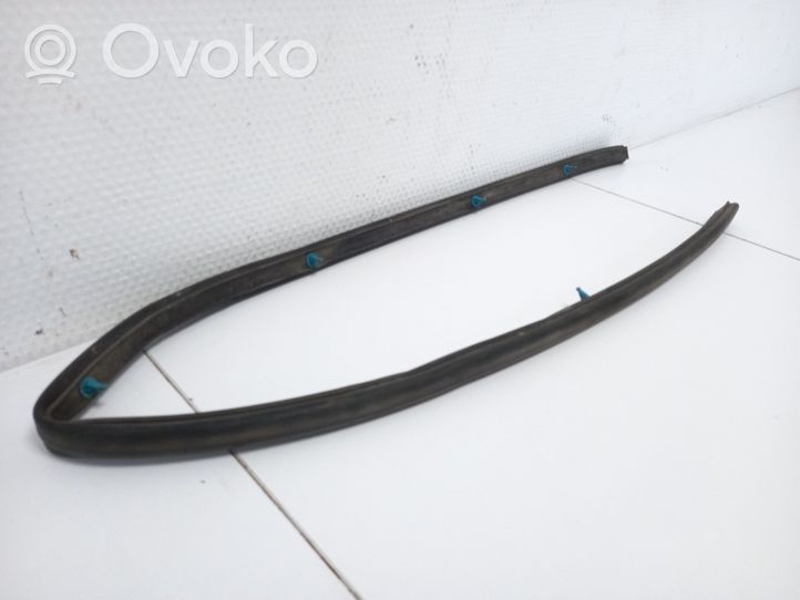 Toyota Auris 150 Gummidichtung Motorraum 5338302100