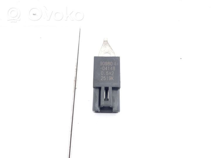 Toyota Yaris Filtras antenos 9098004148