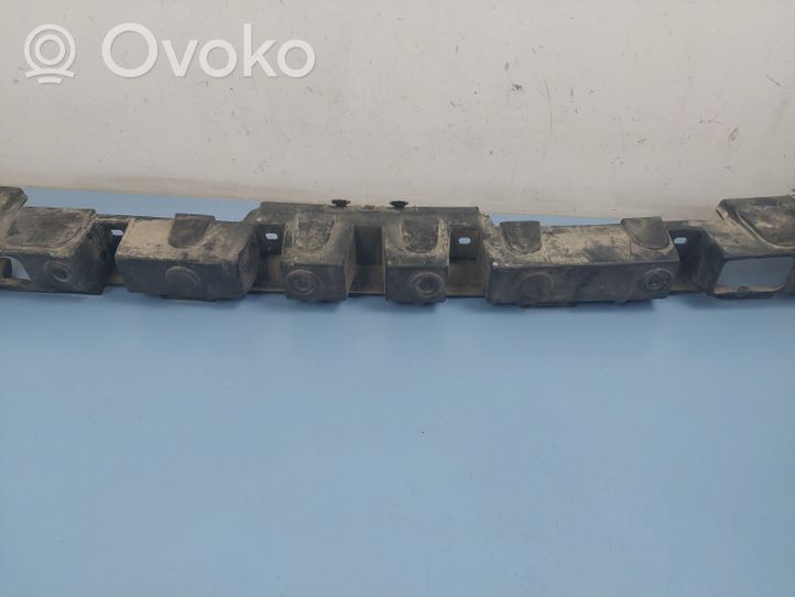 Toyota Highlander XU50 Galinis sustiprinimas bamperio 526150E080