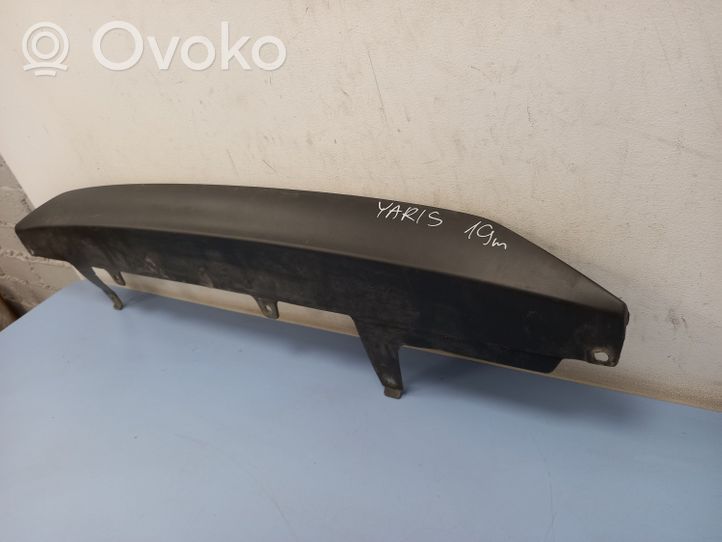 Toyota Yaris Moulure inférieure de pare-chocs arrière 524530D090