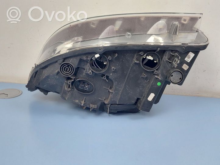 BMW X1 E84 Lampa przednia 63117290240