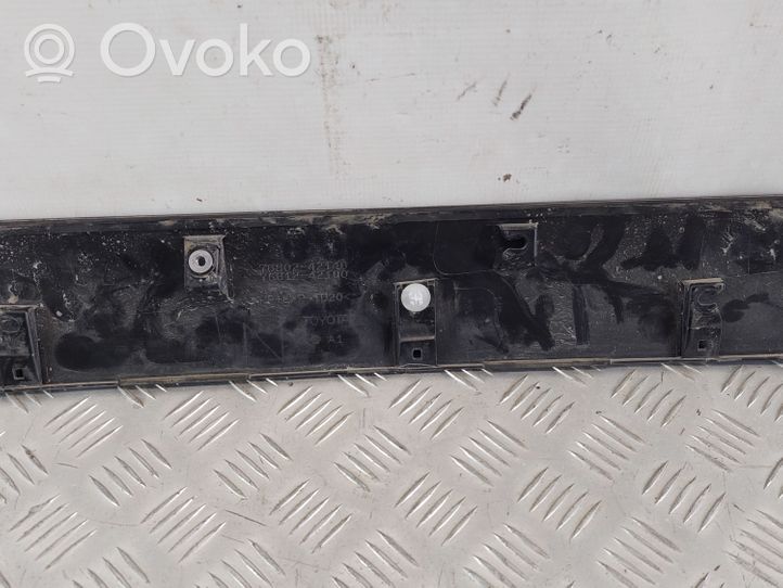 Toyota RAV 4 (XA50) Moulure de porte battante 7680242140