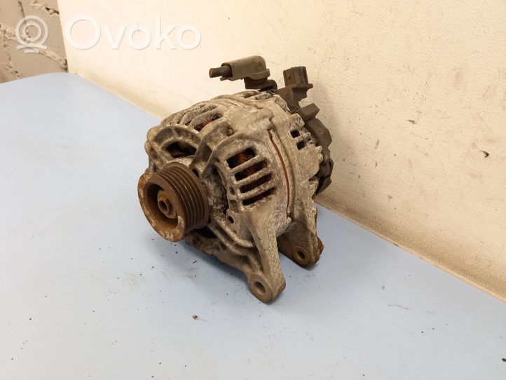 Toyota Corolla Verso AR10 Generatore/alternatore 0124315024