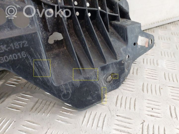 Toyota Corolla E160 E170 Osłona pod zderzak przedni / Absorber 5261802071