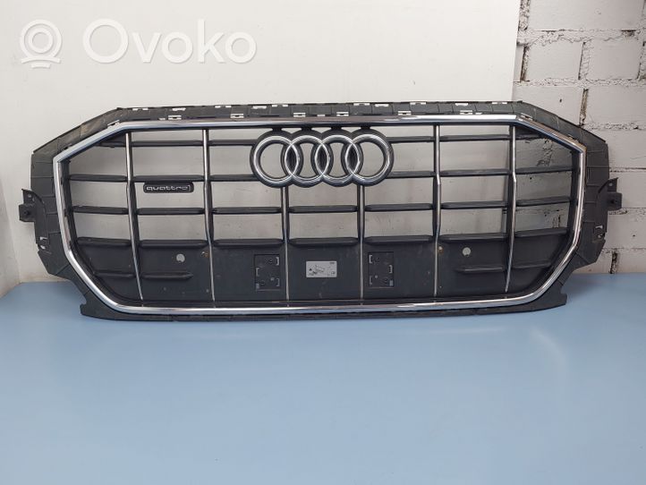 Audi Q8 Etupuskurin ylempi jäähdytinsäleikkö 4M8853651