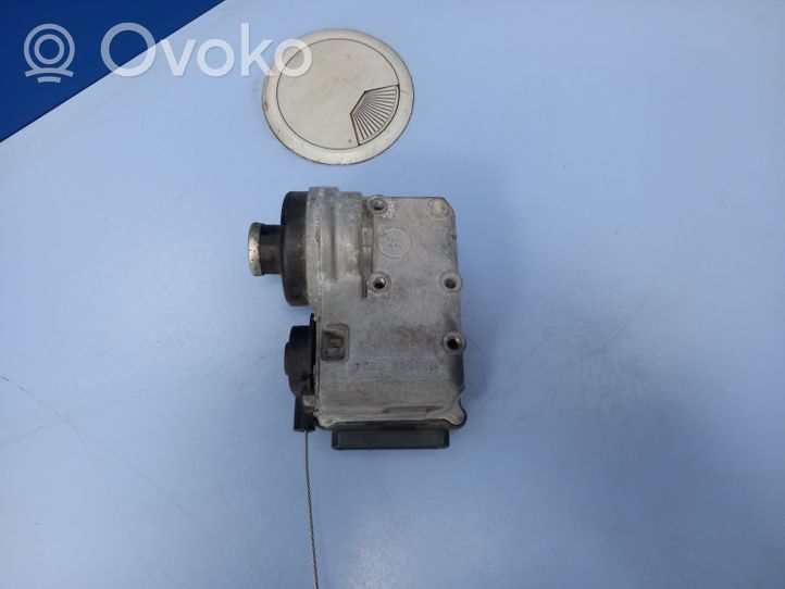 Ford Focus Vakionopeussäätimen tyhjiöpumppu 4S439C735AA