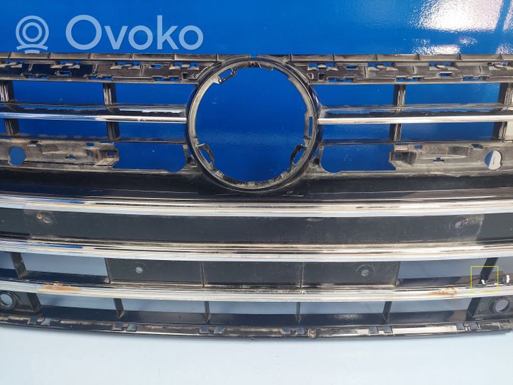 Volkswagen Arteon Grille calandre supérieure de pare-chocs avant 3G8858655E