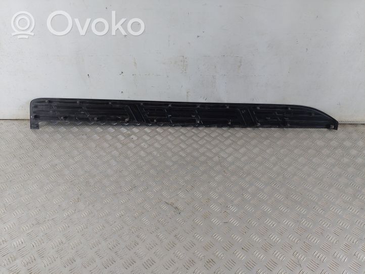 Toyota Land Cruiser (J150) Sottoporta 517716A130