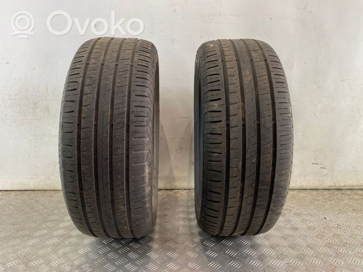 Volkswagen Touareg III R19 summer tire 