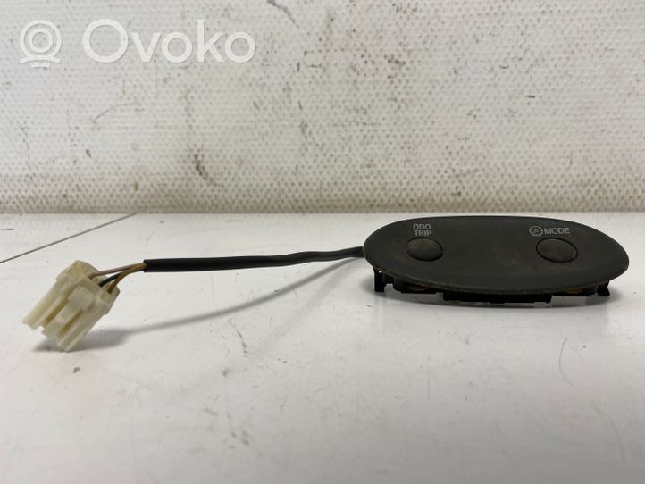Toyota Yaris Przełącznik / Manetka tempomatu 