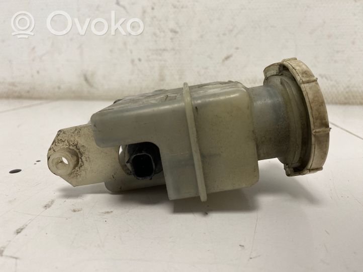 Mitsubishi Grandis Réservoir de liquide de frein MN116528