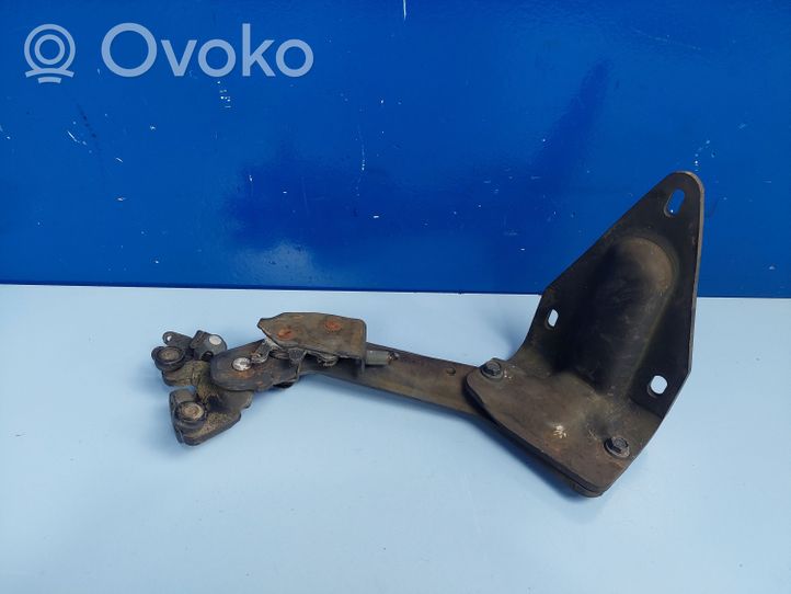 Chrysler Voyager Guida/cerniera inferiore del rullo del portellone scorrevole 183D03A