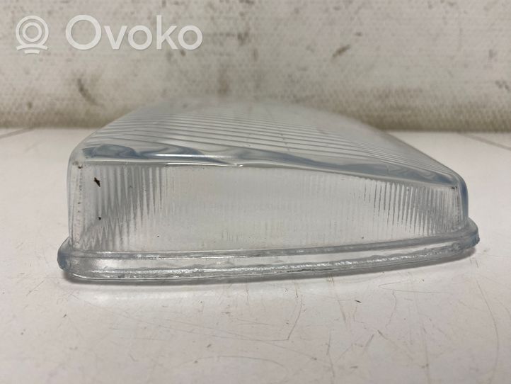 Volkswagen Jetta II Lente del faro 302129049