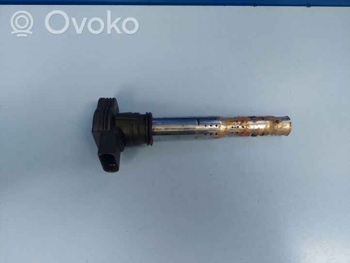 Volkswagen Touran I Bobine d'allumage haute tension 07K905715F