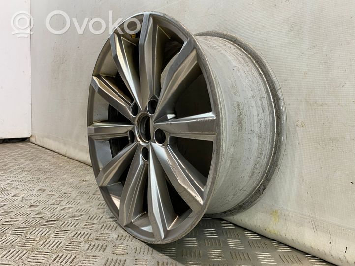 Volkswagen PASSAT B8 R17-alumiinivanne 3G0601025D