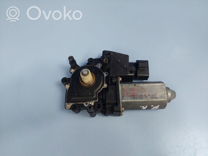 Audi A8 S8 D2 4D Motorino alzacristalli della portiera anteriore 4D0959801G