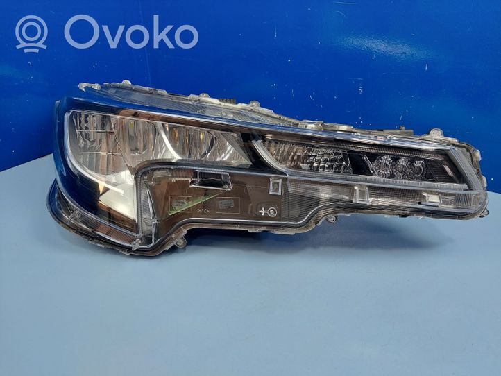 Toyota Corolla E210 E21 Lampa przednia 8111002S60