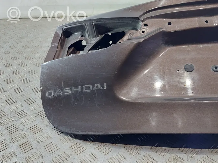 Nissan Qashqai Couvercle de coffre K01004EAAA