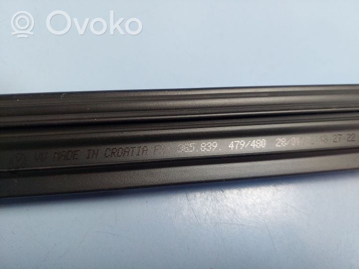 Volkswagen PASSAT B8 Rubber seal rear door window/glass 3G5839479