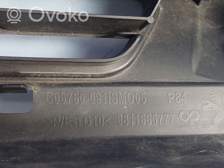 Peugeot 3008 II Grille inférieure de pare-chocs avant 9811665777