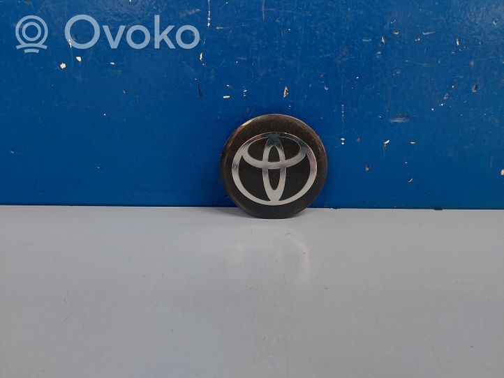 Toyota Corolla Verso AR10 Borchia ruota originale PZ406E96701C