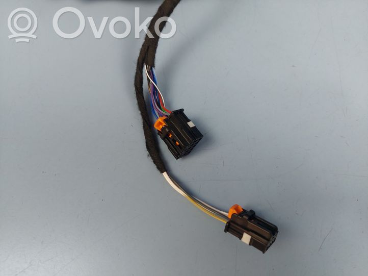 983588689V Opel Mokka B Front door electric wing mirror, 250.00 