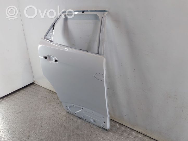 Peugeot 5008 II Portiera posteriore 9815638680