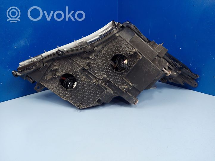 Lexus RX 450H Phare frontale 8118548C50