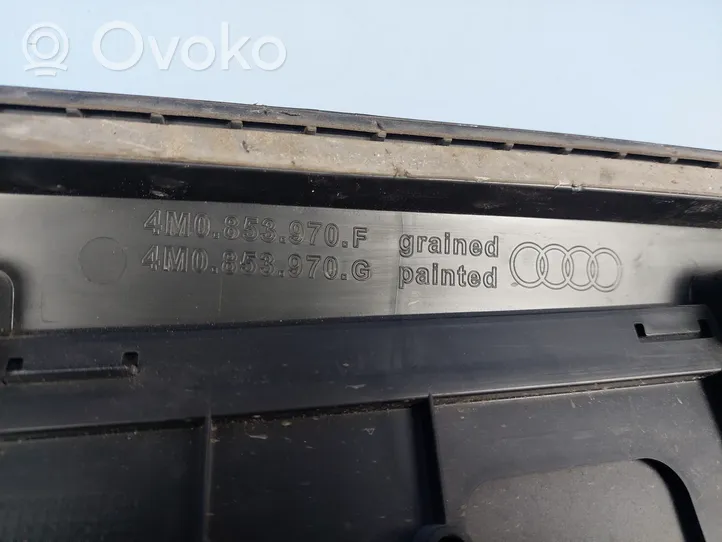 Audi Q7 4M Aizmugurē durvju dekoratīvā apdare (moldings) 4M0853970F