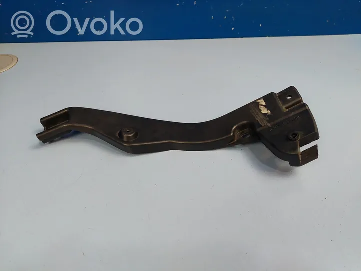 Audi A4 S4 B7 8E 8H Front bumper mounting bracket 8E0807204B