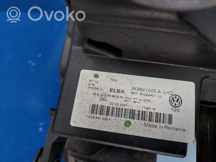 Volkswagen Caddy Lampa przednia 2K8941005A
