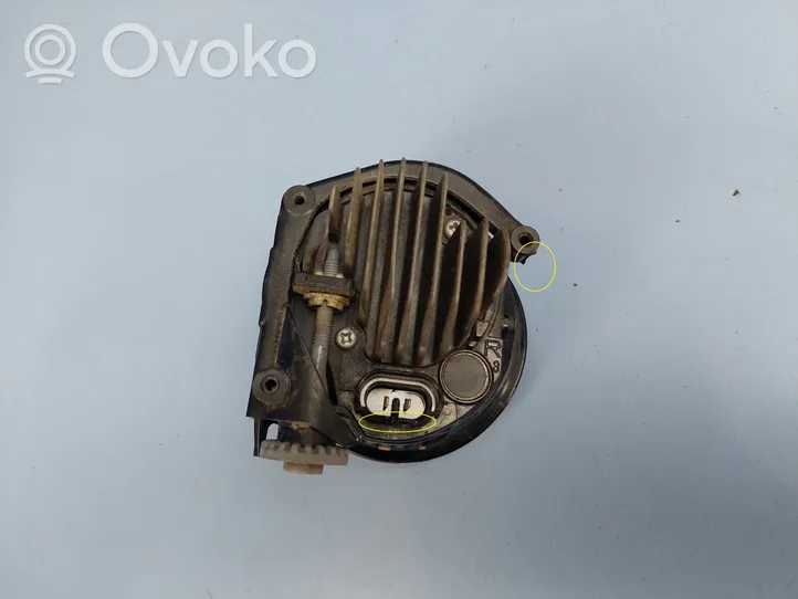 Lexus RX 330 - 350 - 400H Feu antibrouillard avant MDE1313794R