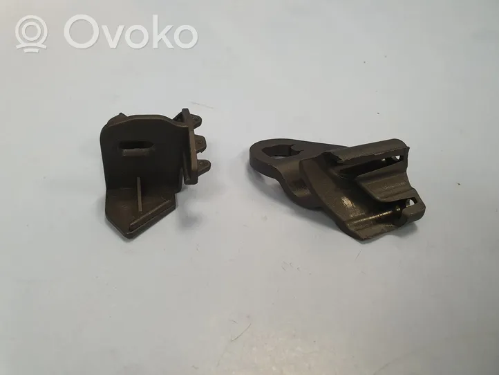 Audi A5 8T 8F Support phare frontale 8T0998122A