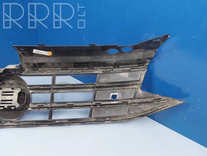 Volkswagen Tiguan Grille calandre supérieure de pare-chocs avant 5NA853651BE