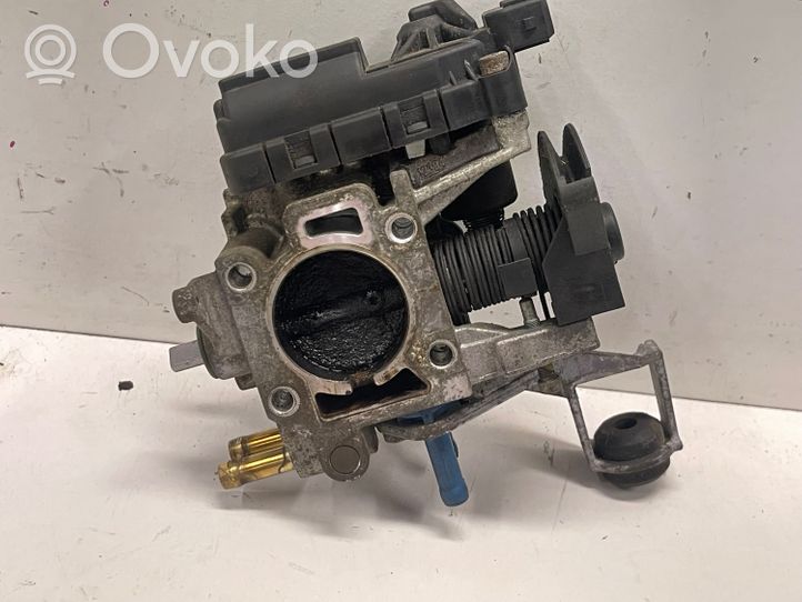 Opel Astra G Zawór regulacji biegu jałowego / Regulator 0132008602