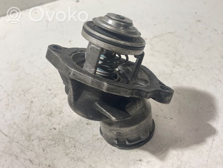 Mercedes-Benz CLS C219 Thermostat/thermostat housing A272200015