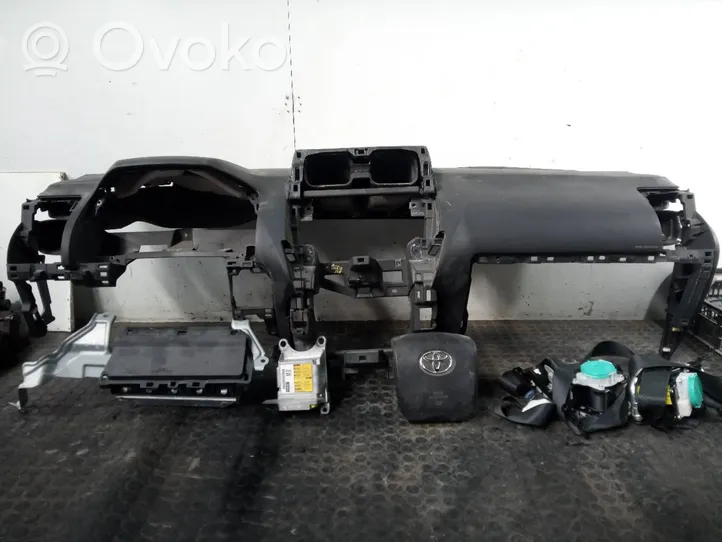 Toyota Land Cruiser (J120) Drošības spilvenu komplekts ar paneli 8917060491